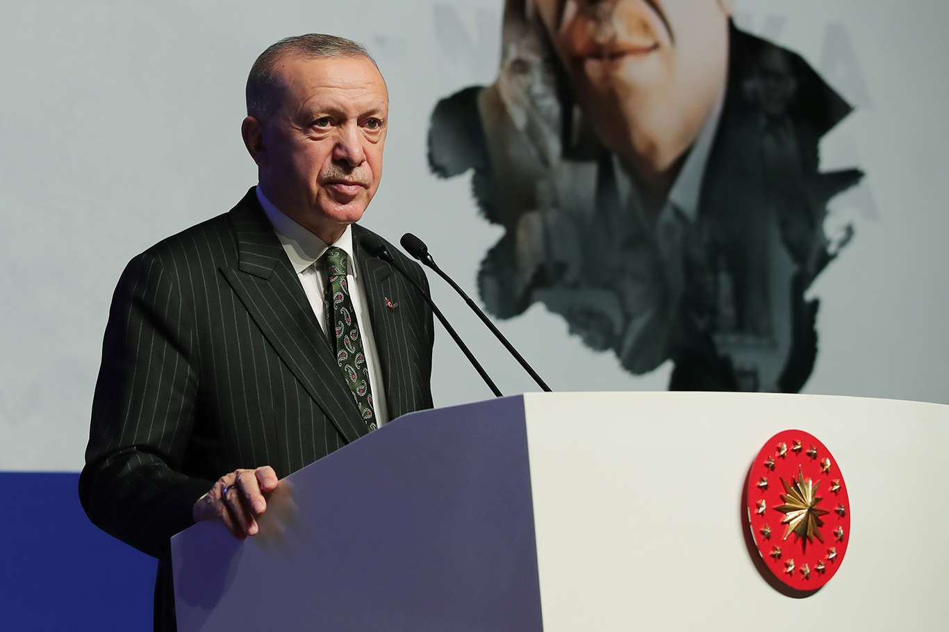 Erdoğan: Basın yayın camiamızda darbeci zihniyetle samimi bir hesaplaşma yapılamadı Erdoğan: Basın yayın camiamızda darbeci zihniyetle samimi bir hesaplaşma yapılamadı
